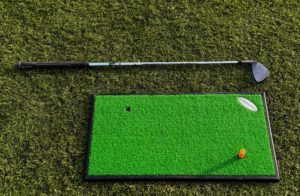 mejor-alfombrilla-de-práctica-para-golf-300x196